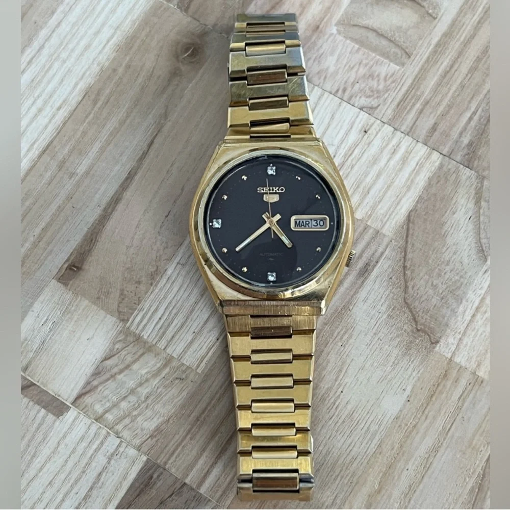 Seiko 5 Automatic Rare Vintage Men’s Watch Diamonds Burgundy Dial Gold Plated